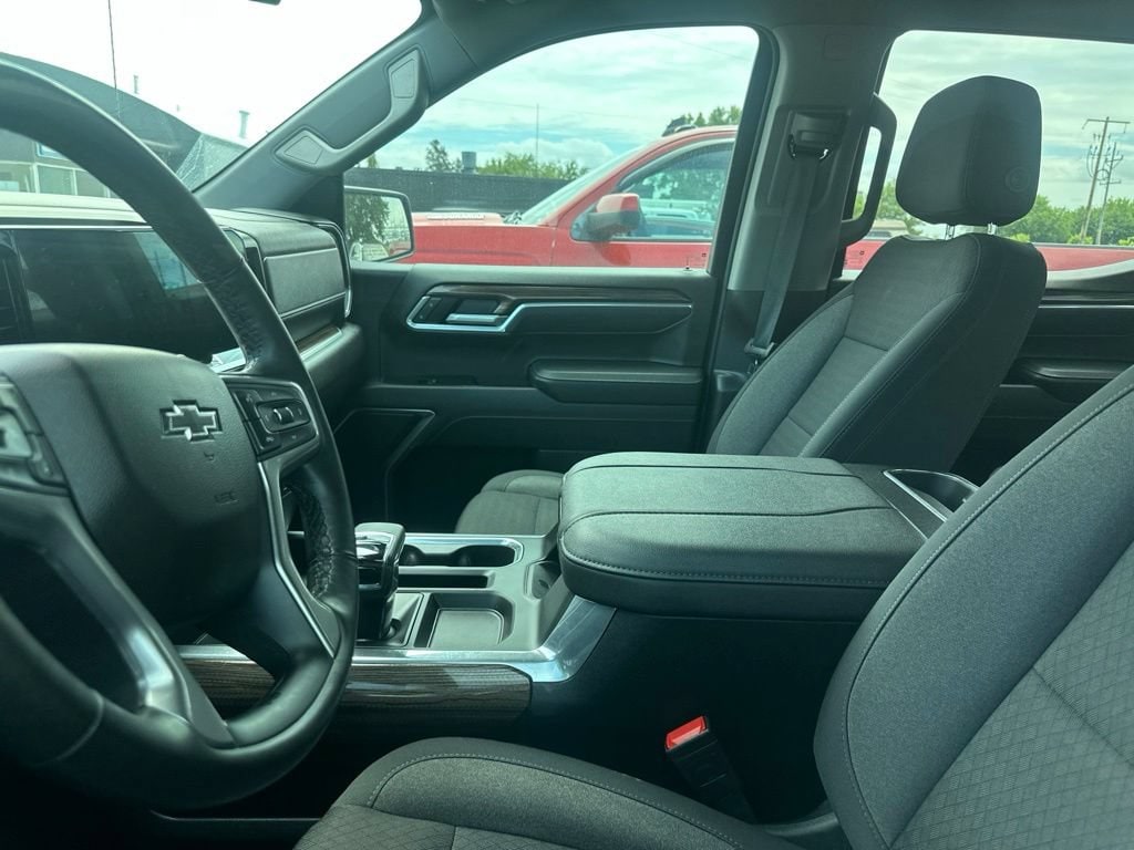Used 2025 Chevrolet Silverado 1500 RST Truck