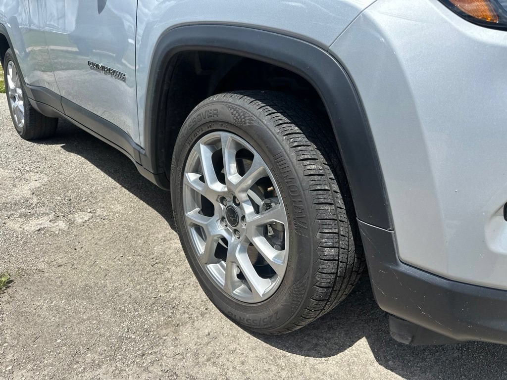 Used 2025 Jeep Compass Limited