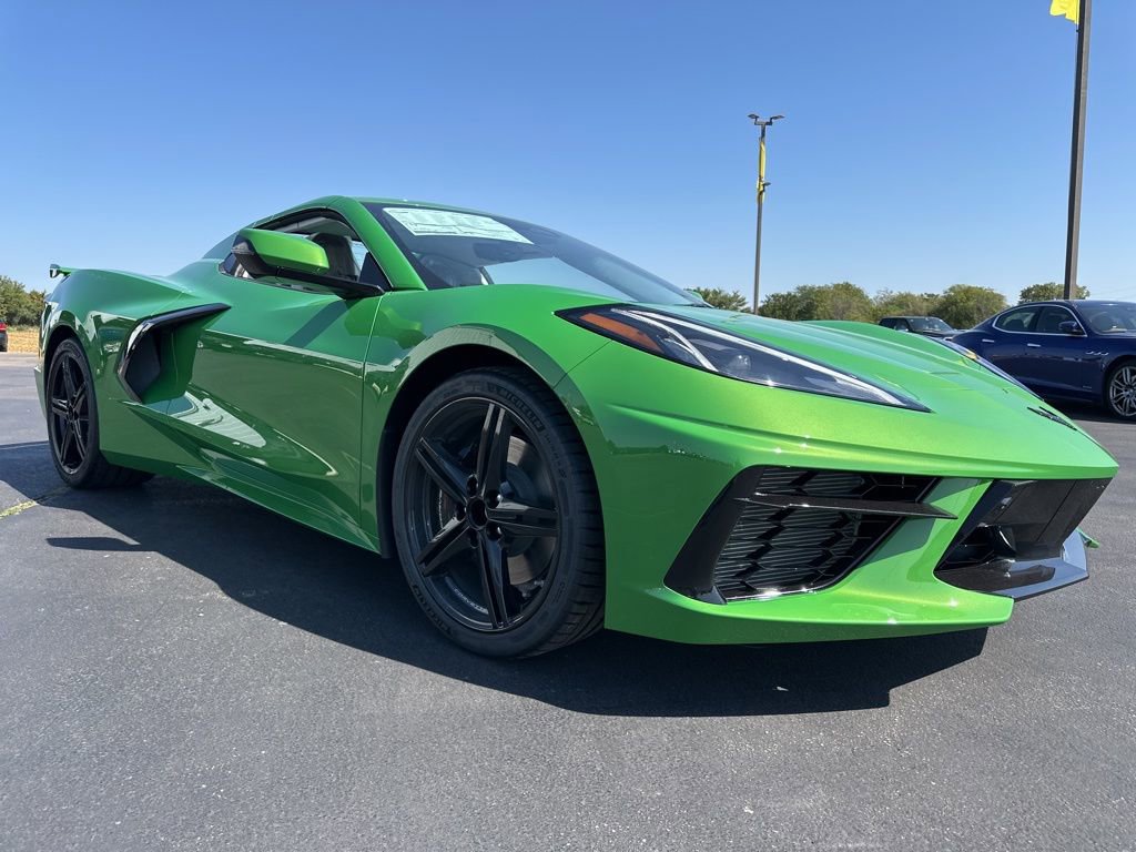 2026 Chevrolet Corvette Stingray 3LT photo 2