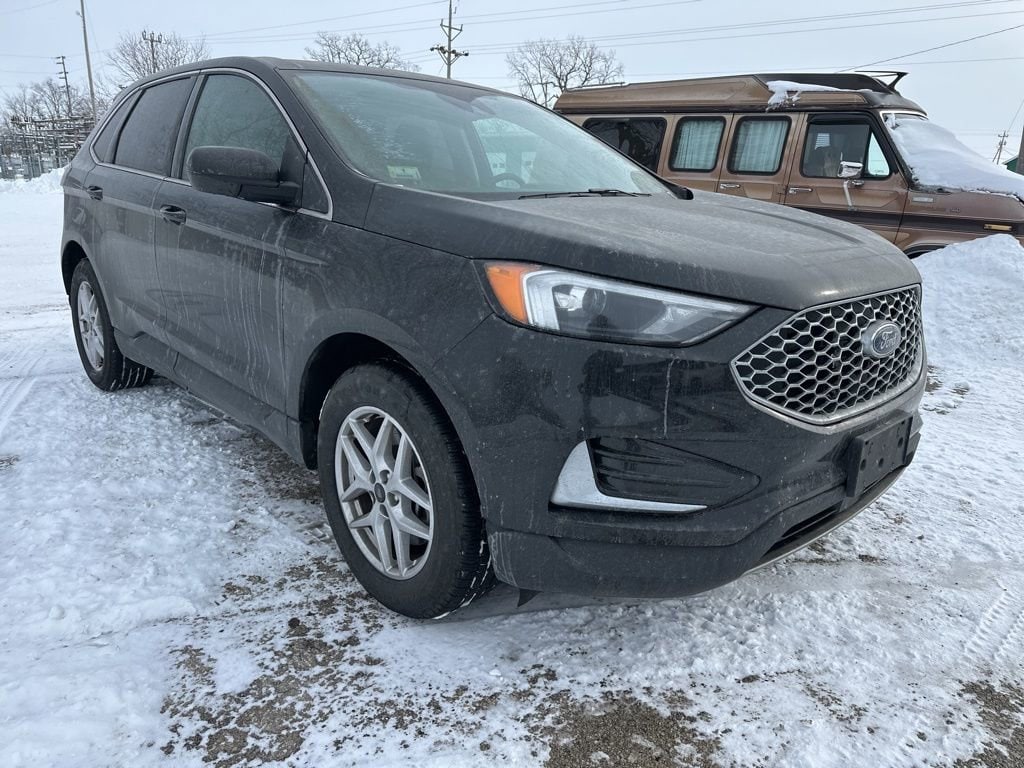 Used 2024 Ford Edge SEL
