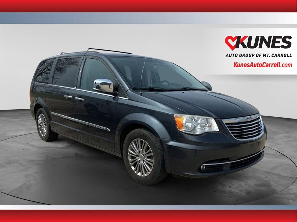 Used 2014 Chrysler Town & Country Touring-L