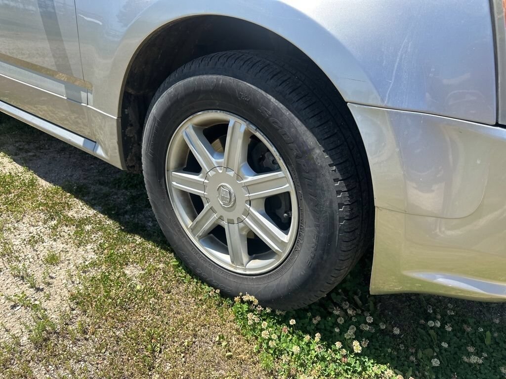 Used 2004 CADILLAC SRX Crossover
