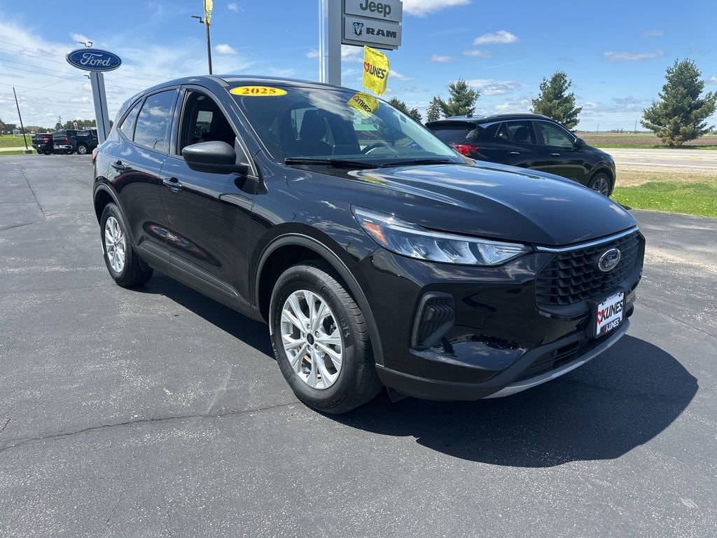 Used 2025 Ford Escape Active