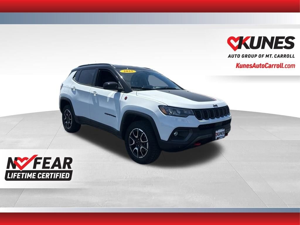 Used 2025 Jeep Compass Trailhawk