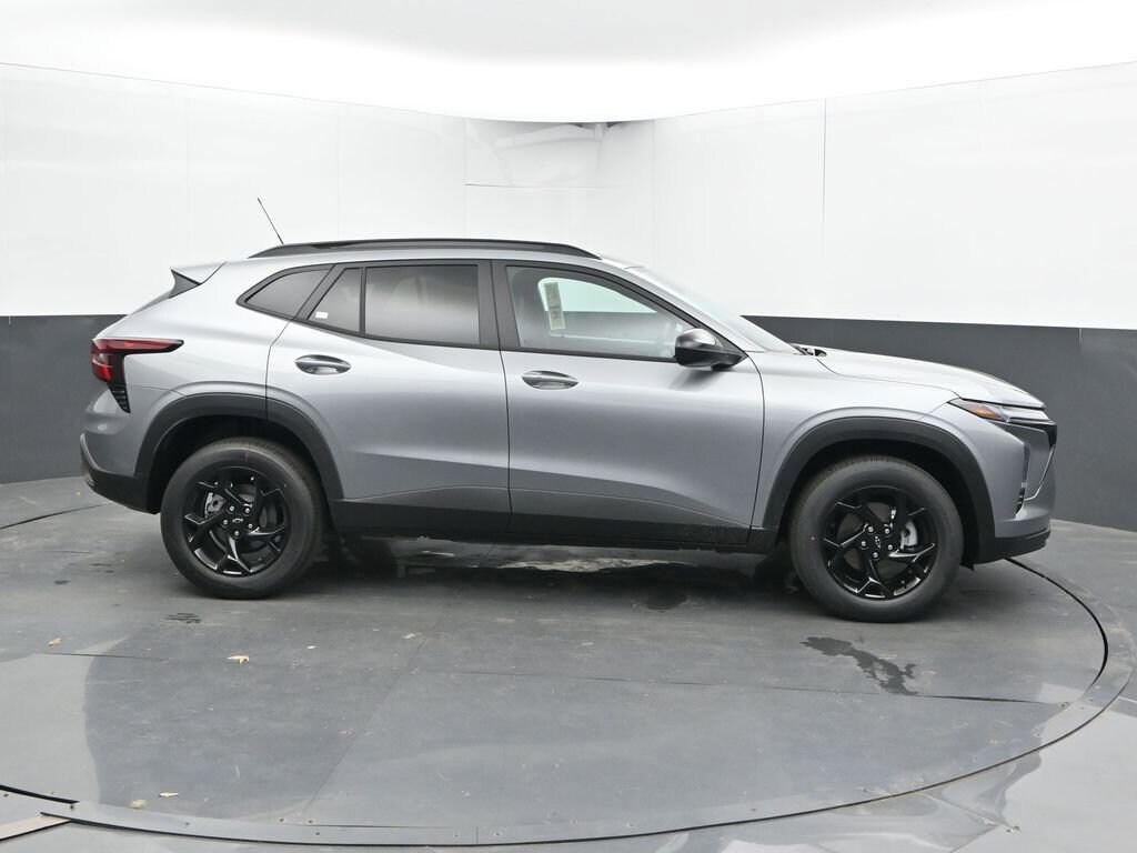 New 2026 Chevrolet Trax LT SUV