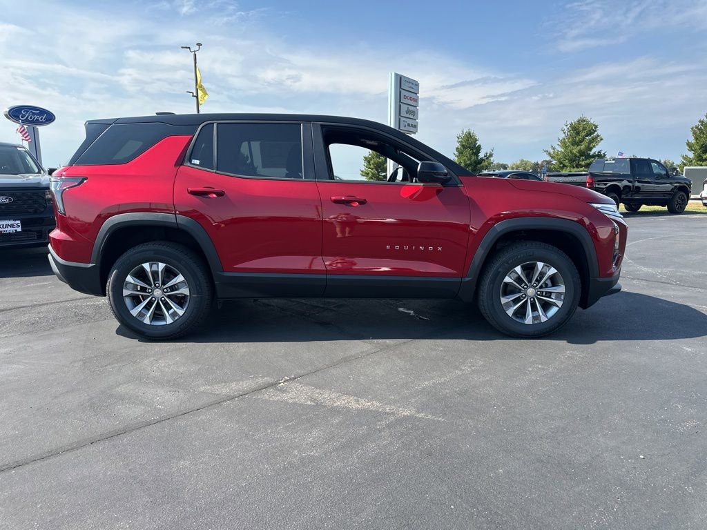 2026 Chevrolet Equinox LT photo 3