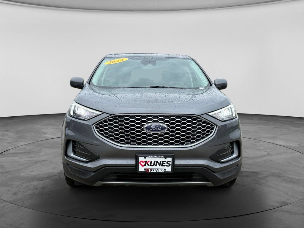 Used 2024 Ford Edge SEL