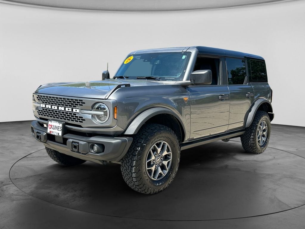 Used 2025 Ford Bronco Badlands SUV