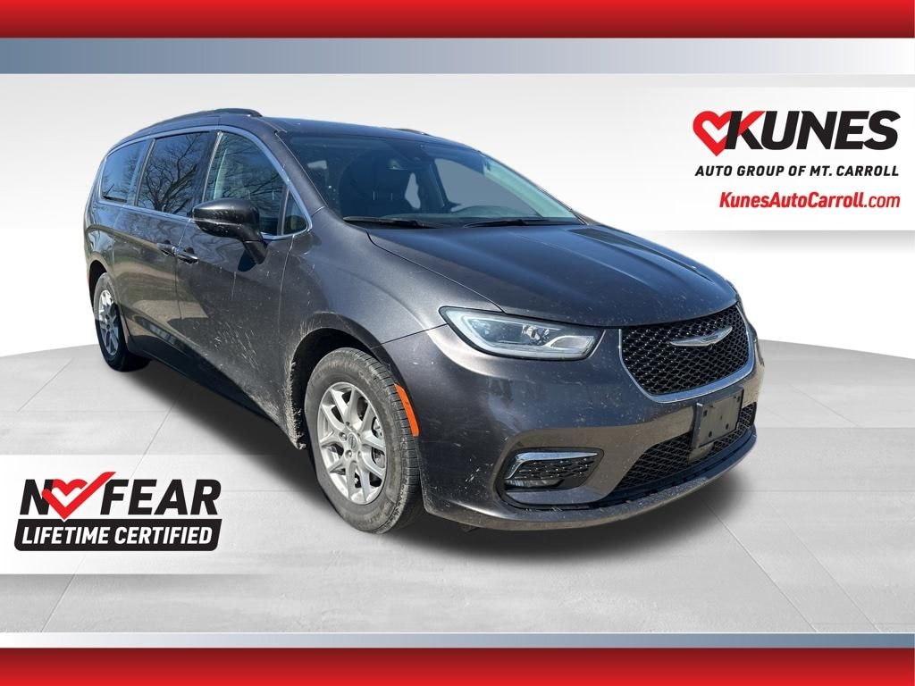 Used 2022 Chrysler Pacifica Touring L Van Passenger Van