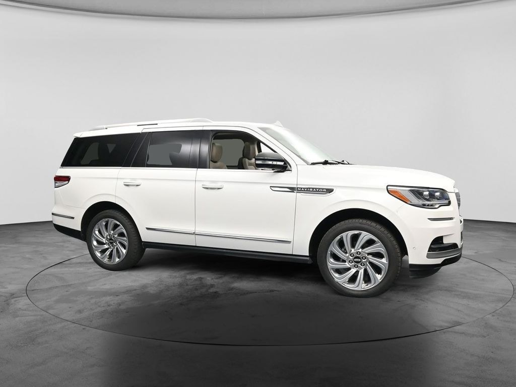 Used 2024 Lincoln Navigator Premiere SUV