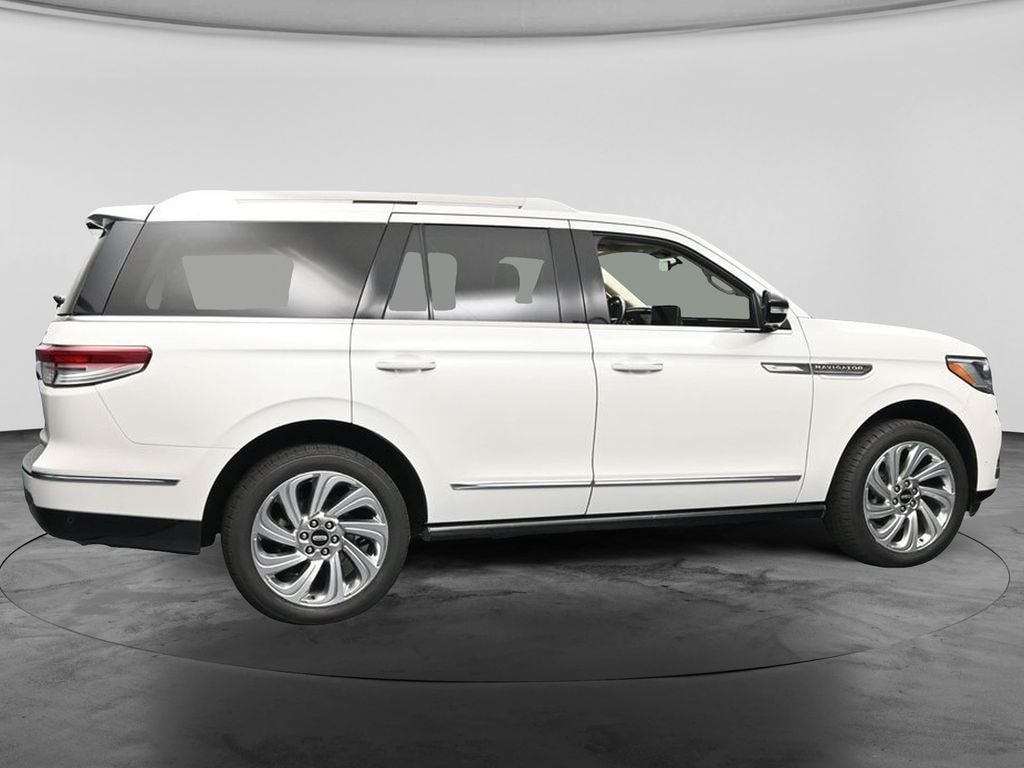 Used 2024 Lincoln Navigator Premiere SUV