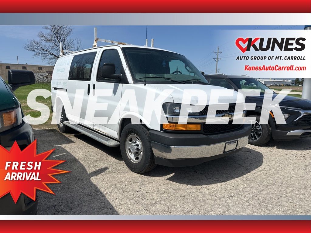 2018 Chevrolet Express 2500 Work Van HD's photo