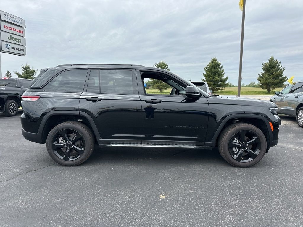 New 2025 Jeep Grand Cherokee Altitude X Sport Utility