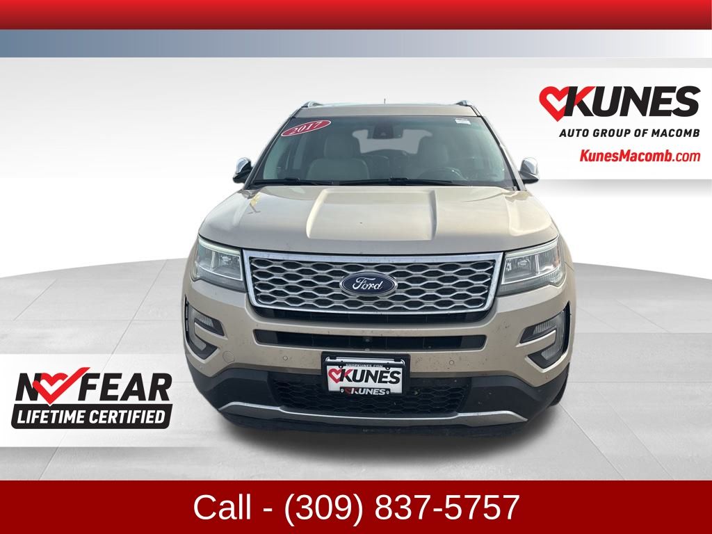 2017 Ford Explorer Platinum photo 2