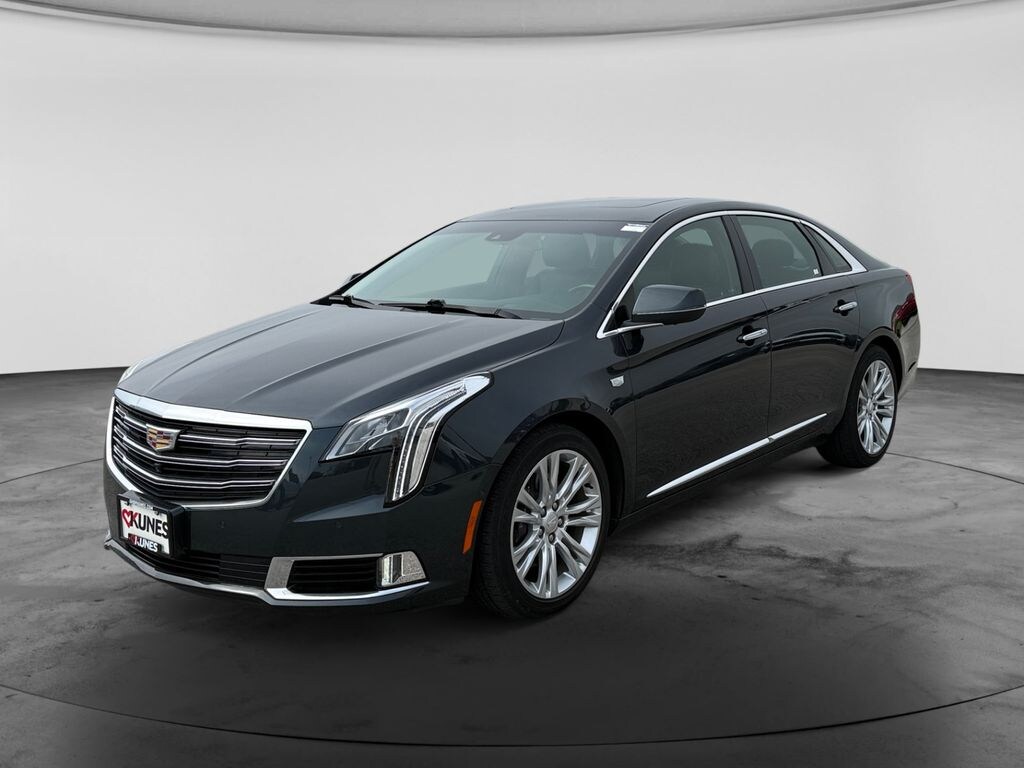 Used 2018 CADILLAC XTS Luxury Sedan