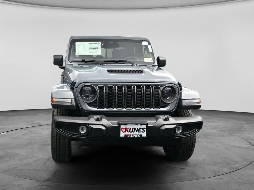New 2026 Jeep Gladiator Sport S Pickup