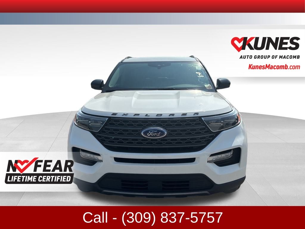 2022 Ford Explorer XLT photo 2