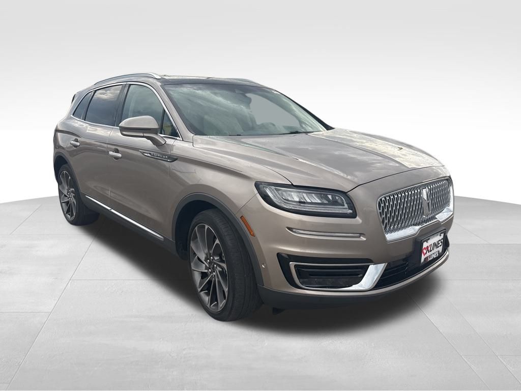 2019 Lincoln Nautilus Reserve photo 3