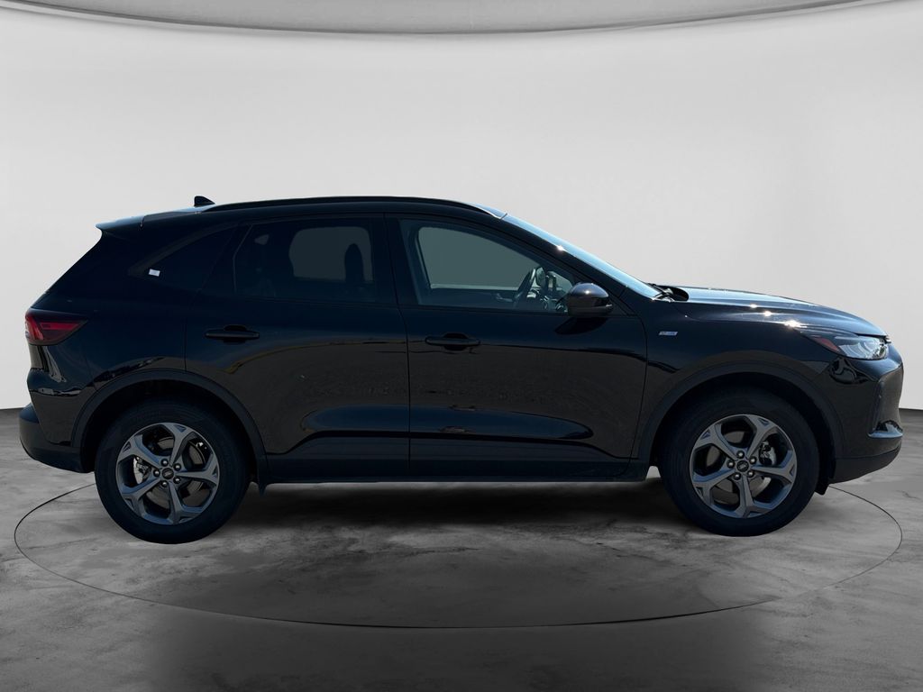 2025 Ford Escape ST-Line Select - Photo 11