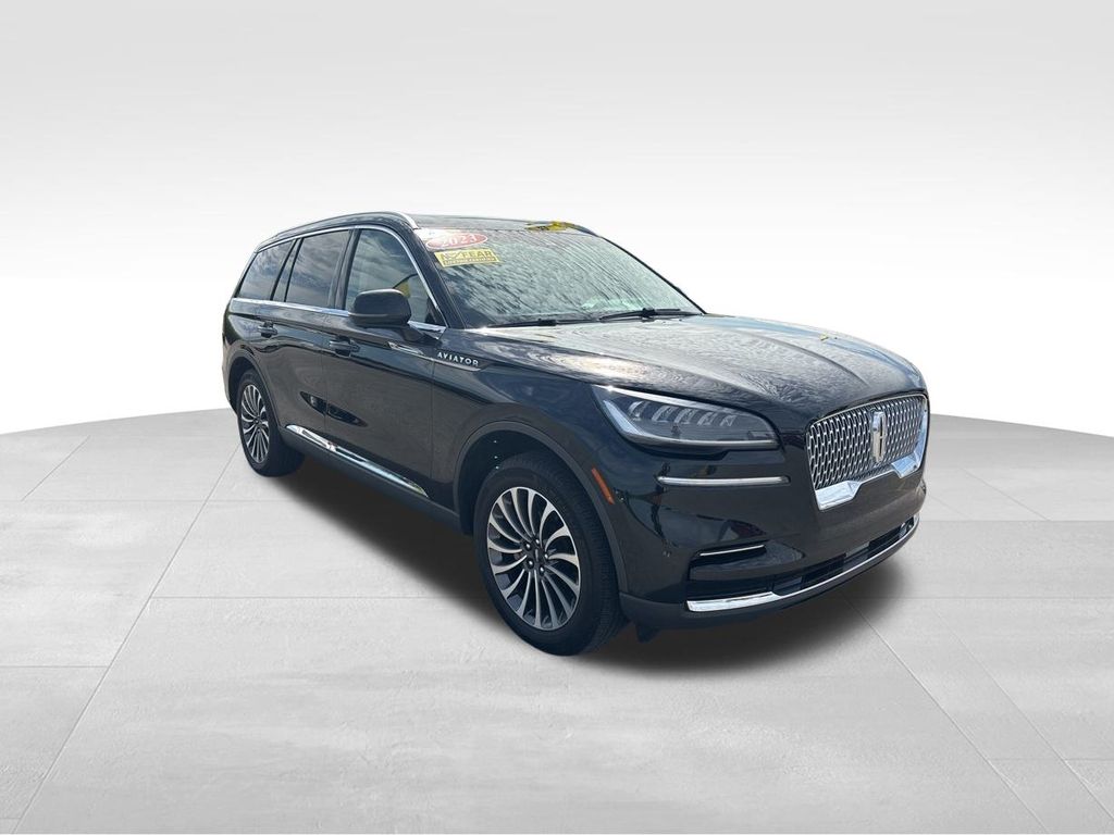 2023 Lincoln Aviator Reserve photo 3