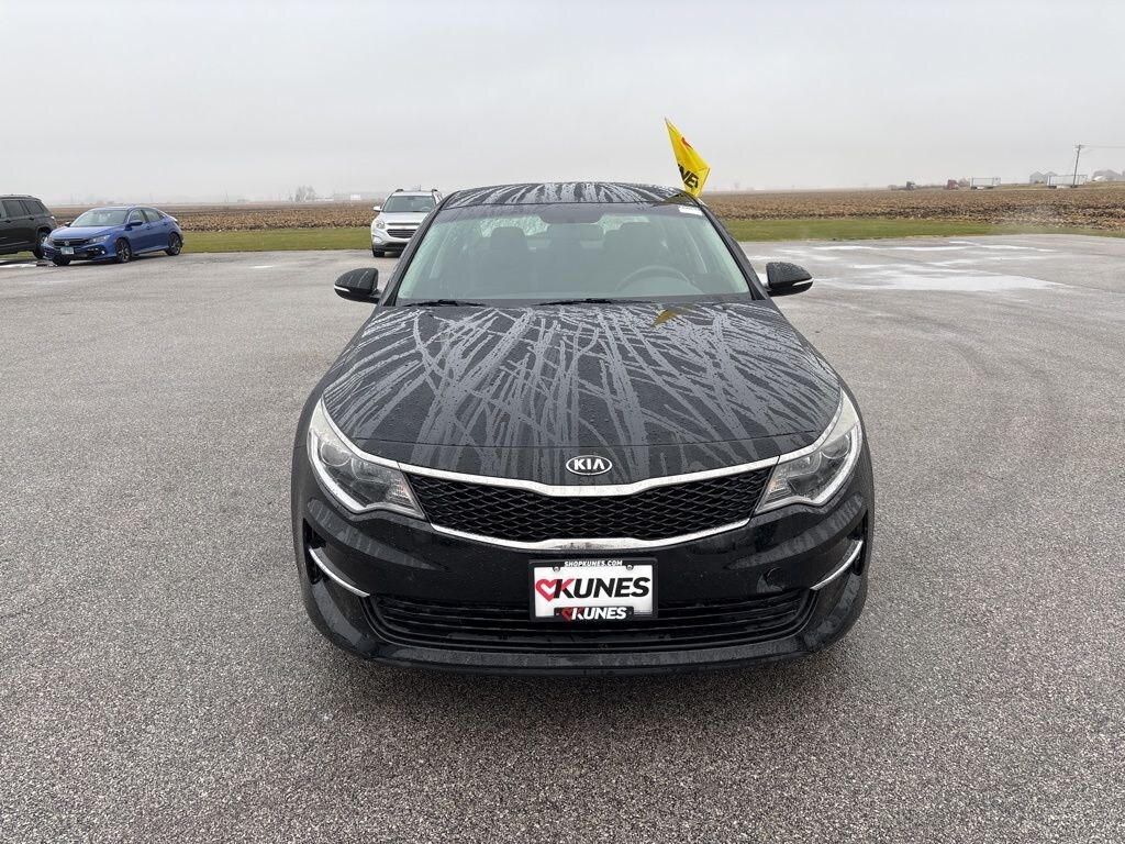 Used 2016 Kia Optima LX Sedan