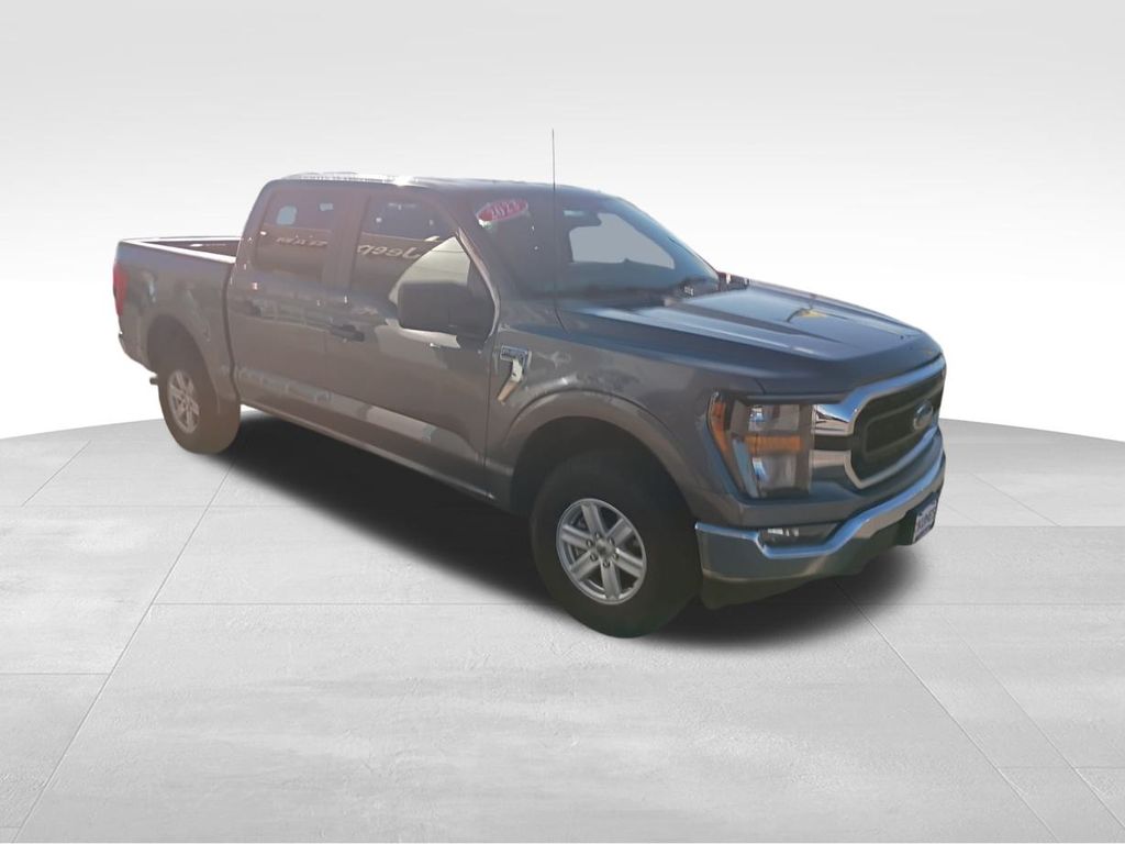 2023 Ford F-150 XLT photo 3