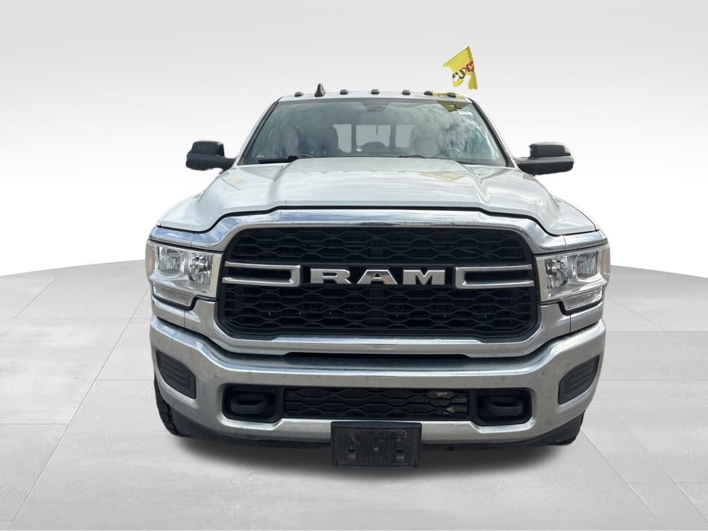 2021 Ram 2500 Tradesman photo 2