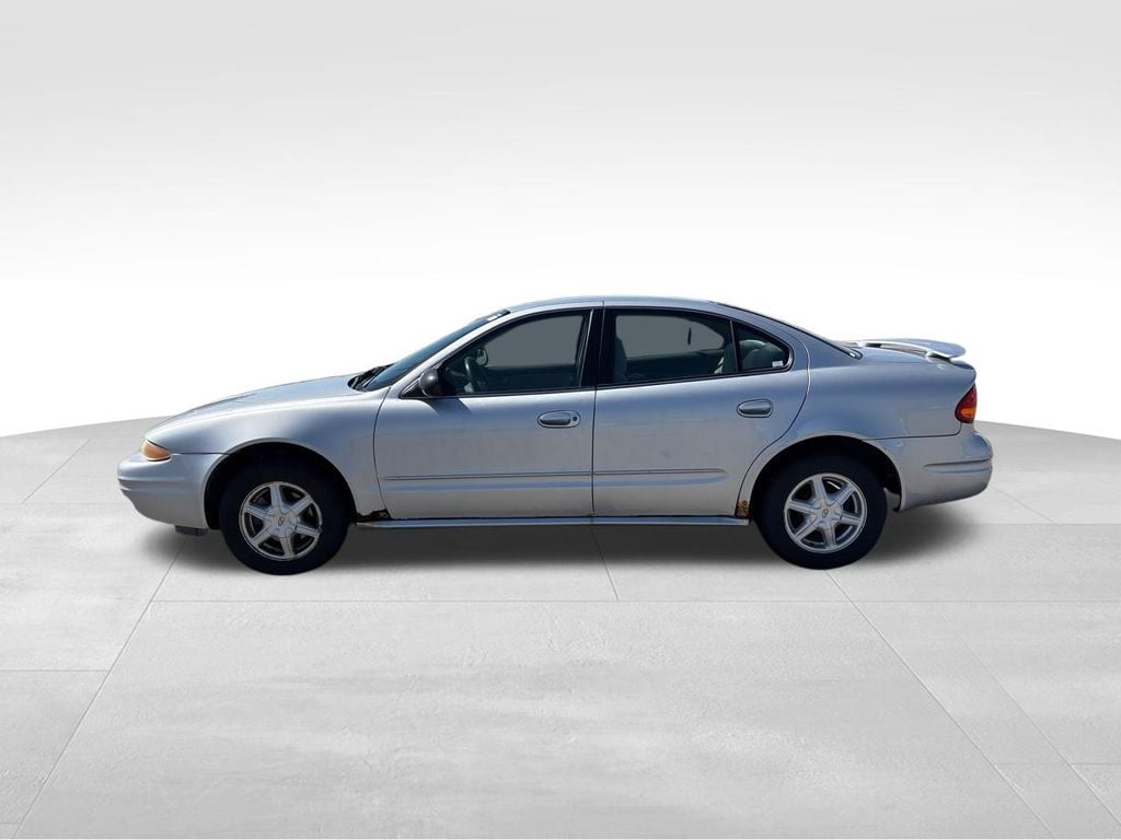 Used 2003 Oldsmobile Alero GL1 Sedan