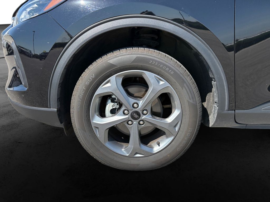 2025 Ford Escape ST-Line Select - Photo 12