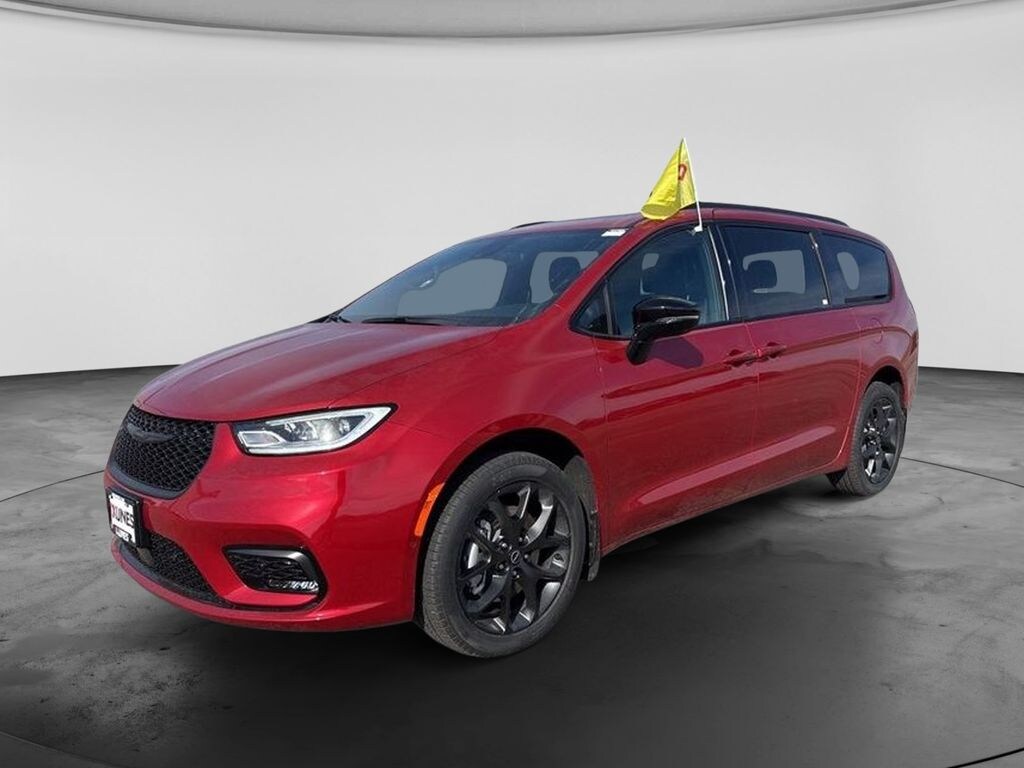 New 2026 Chrysler Pacifica Select Passenger Van