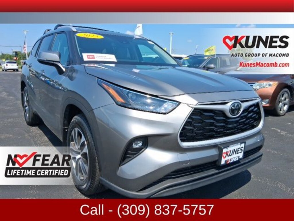 Used 2025 Toyota Highlander XLE SUV