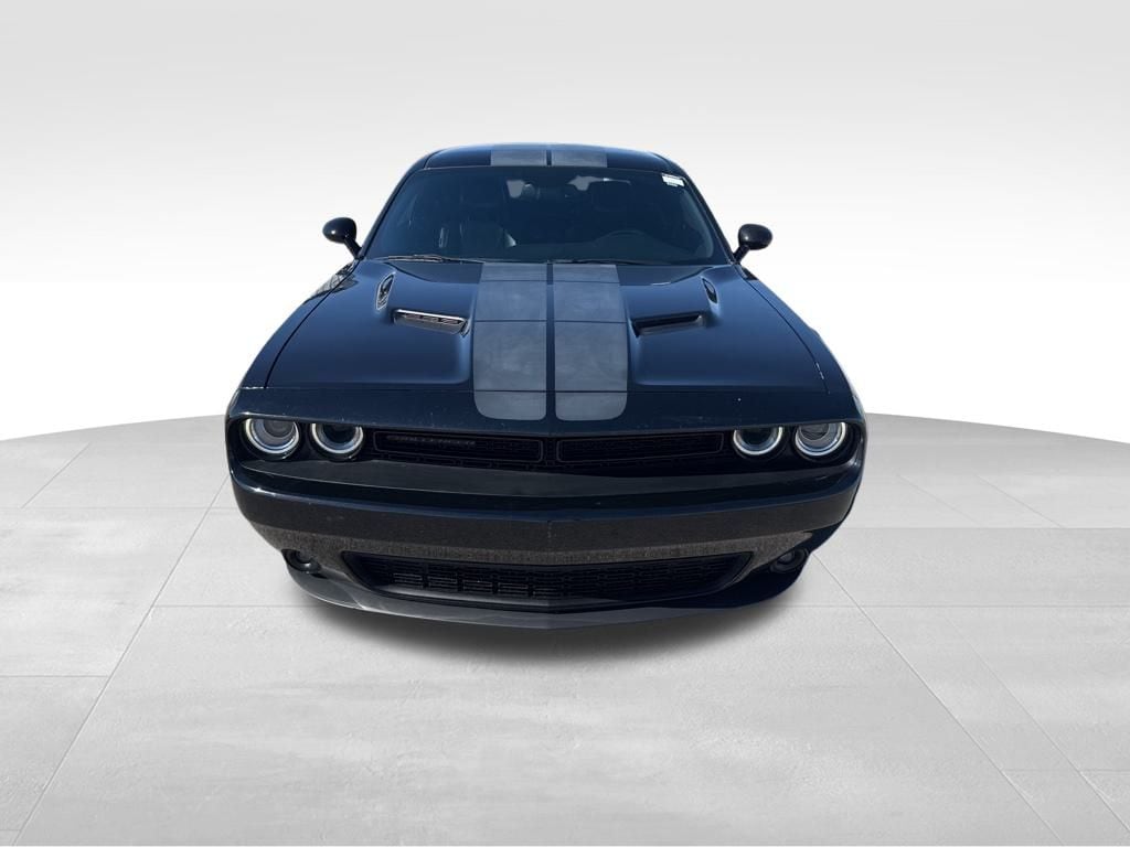 Used 2016 Dodge Challenger SXT with VIN 2C3CDZAG2GH284582 for sale in Macomb, IL
