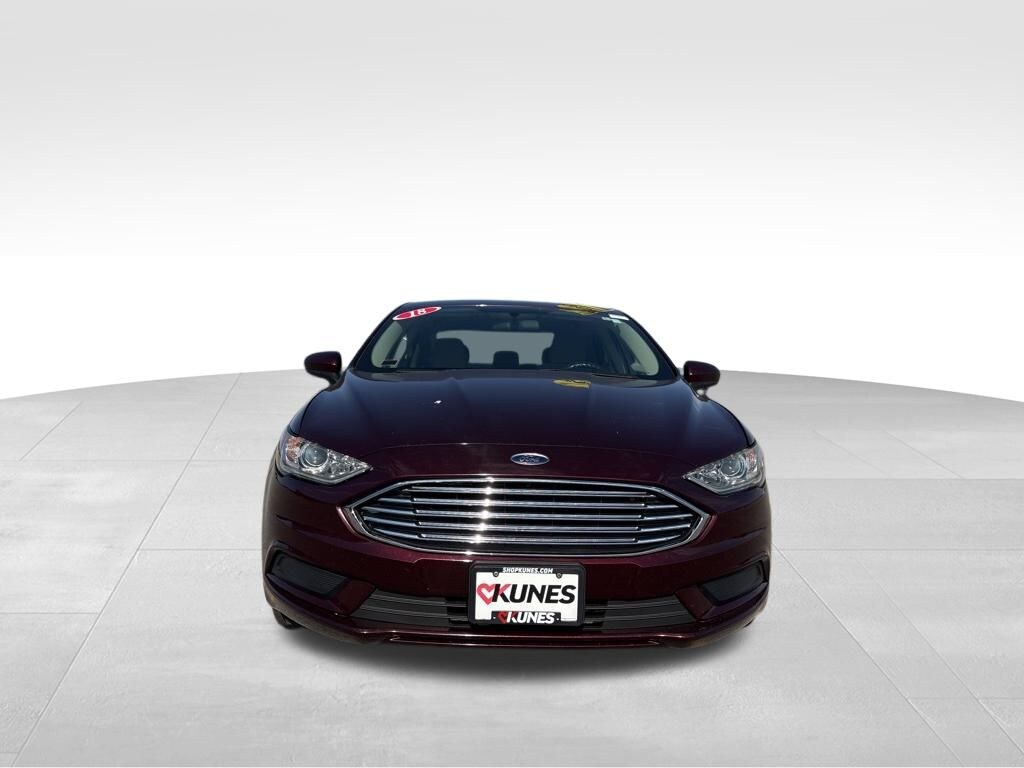 Used 2018 Ford Fusion SE Sedan