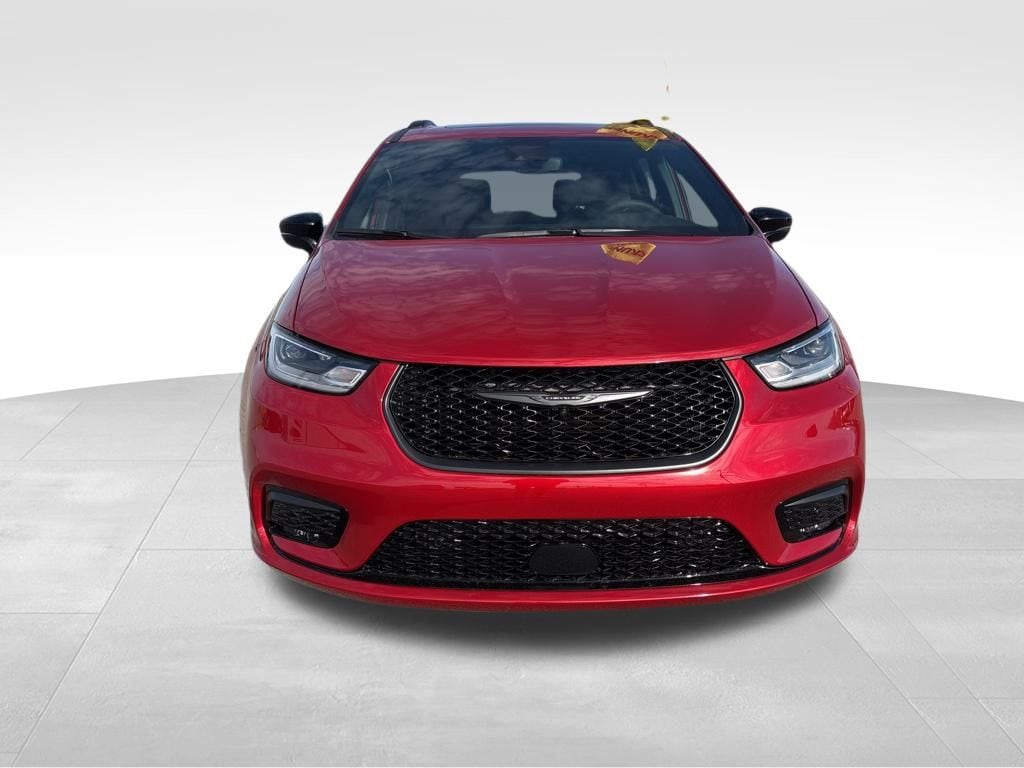 New 2026 Chrysler Pacifica Select Passenger Van