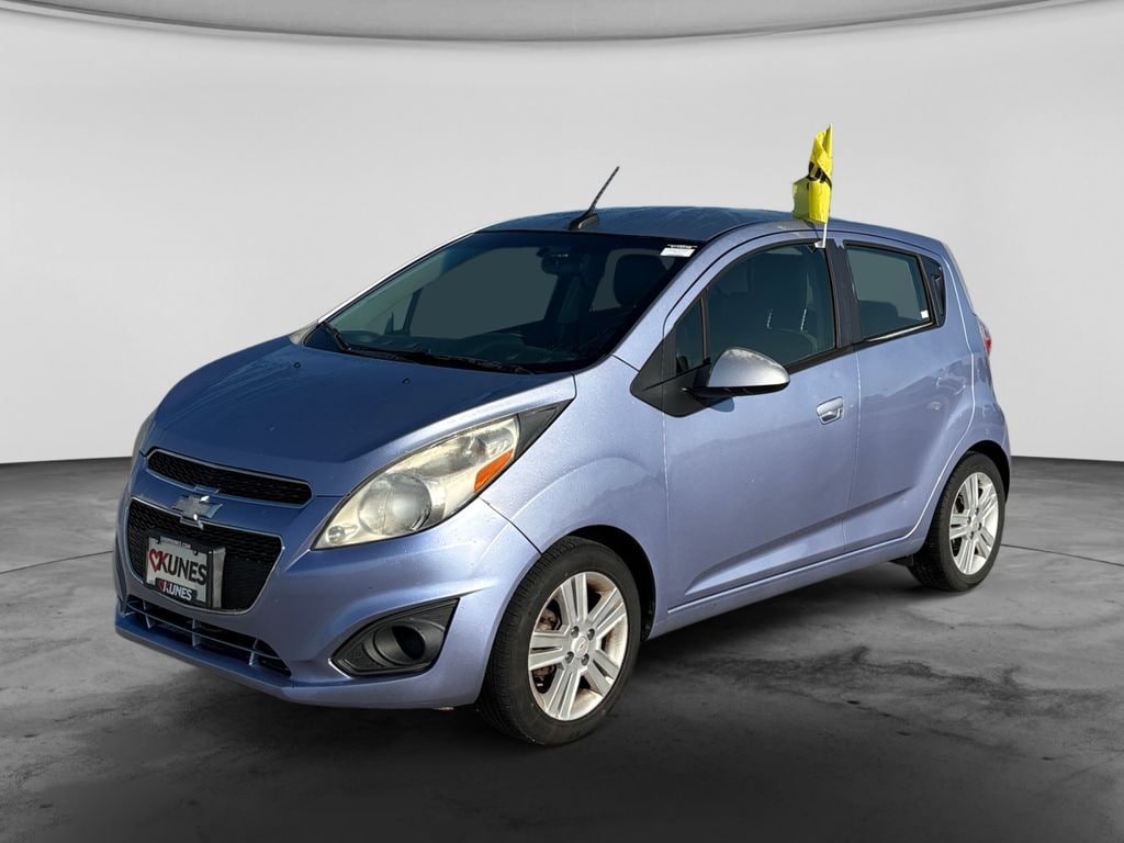 Used 2014 Chevrolet Spark 1LT Auto Hatchback