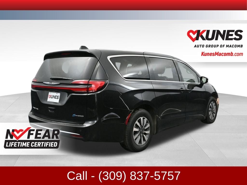 Used 2024 Chrysler Pacifica Plug-In Hybrid Select Van Passenger Van