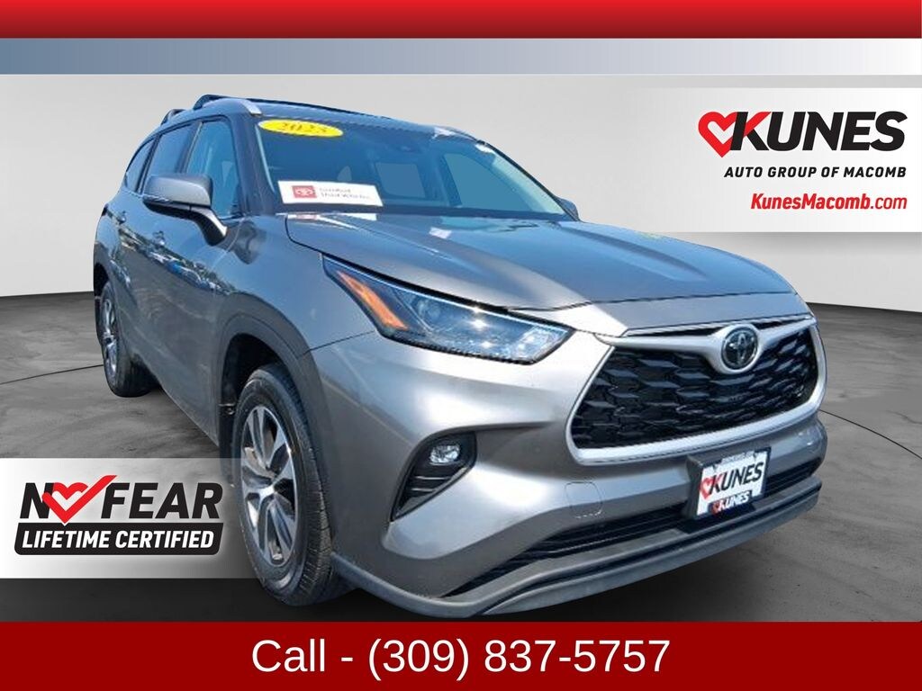 Used 2025 Toyota Highlander XLE SUV