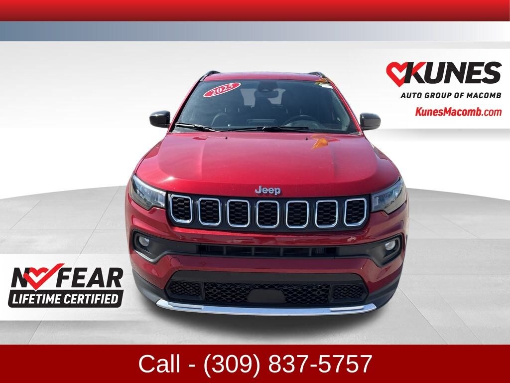 Used 2025 Jeep Compass Latitude SUV