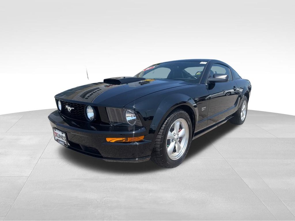 2007 Ford Mustang GT Premium photo 2