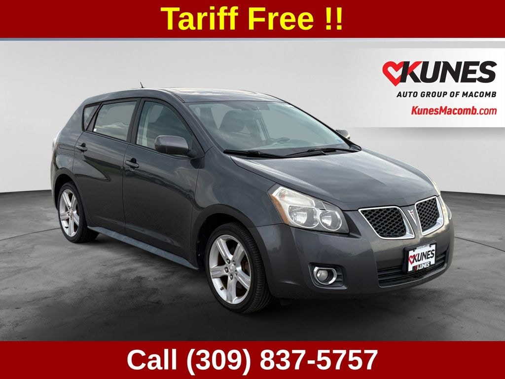 Used 2010 Pontiac Vibe Base w/2.4L Hatchback