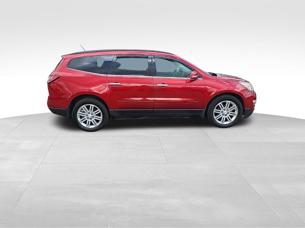 Used 2014 Chevrolet Traverse 1LT with VIN 1GNKVGKD5EJ127337 for sale in Macomb, IL