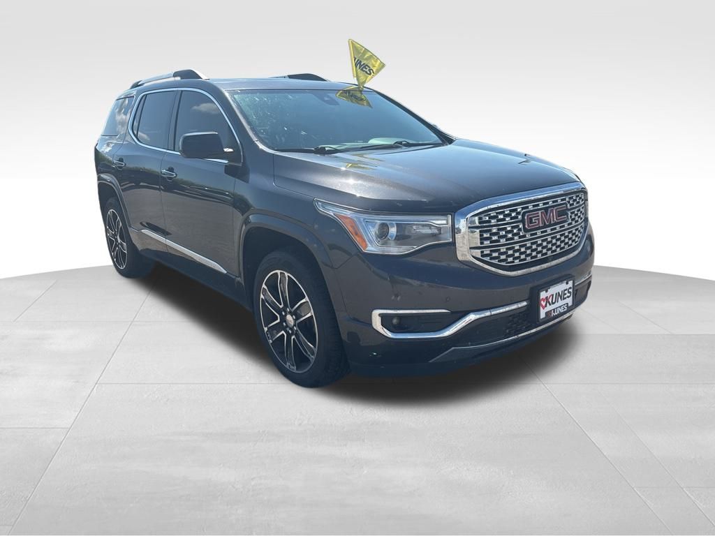 2017 Gmc Acadia Denali photo 2