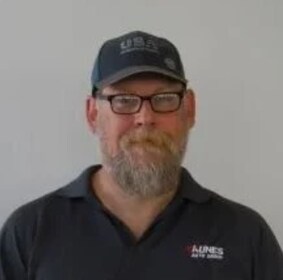 Staff member Randy Kelley from ID_333788