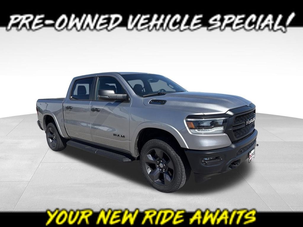 2024 RAM 1500 Big Horn/Lone Star 4x4 Crew Cab 5'7's photo