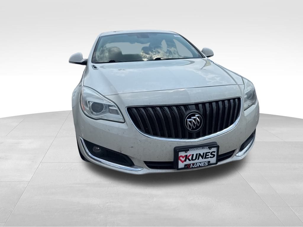 2014 Buick Regal Base photo 3