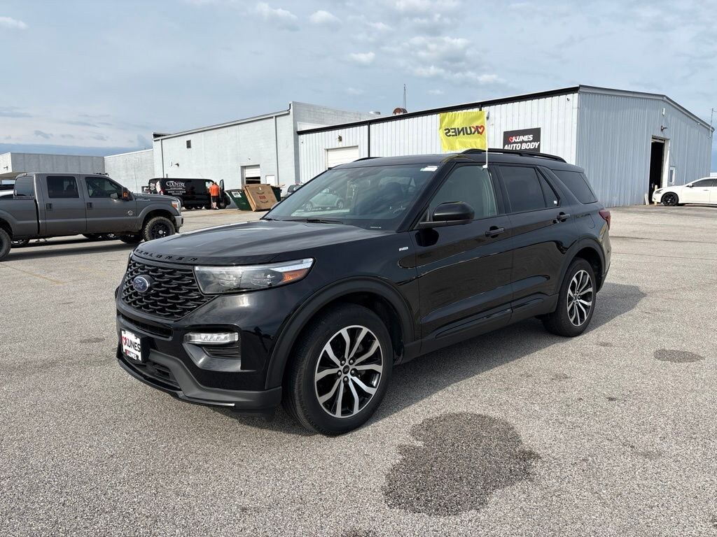 Used 2023 Ford Explorer ST-Line SUV