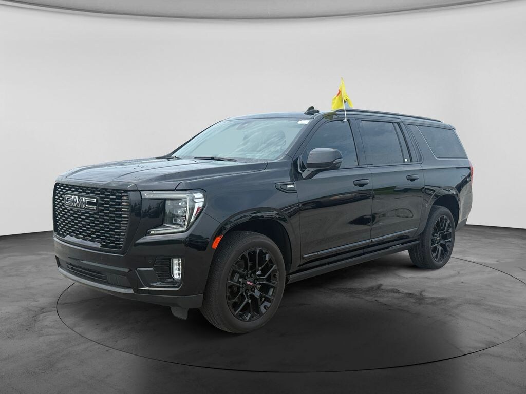 Used 2022 GMC Yukon XL Denali SUV