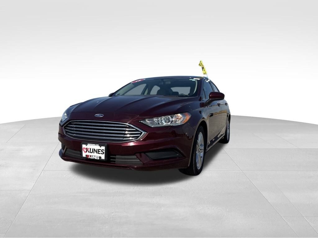 Used 2018 Ford Fusion SE Sedan