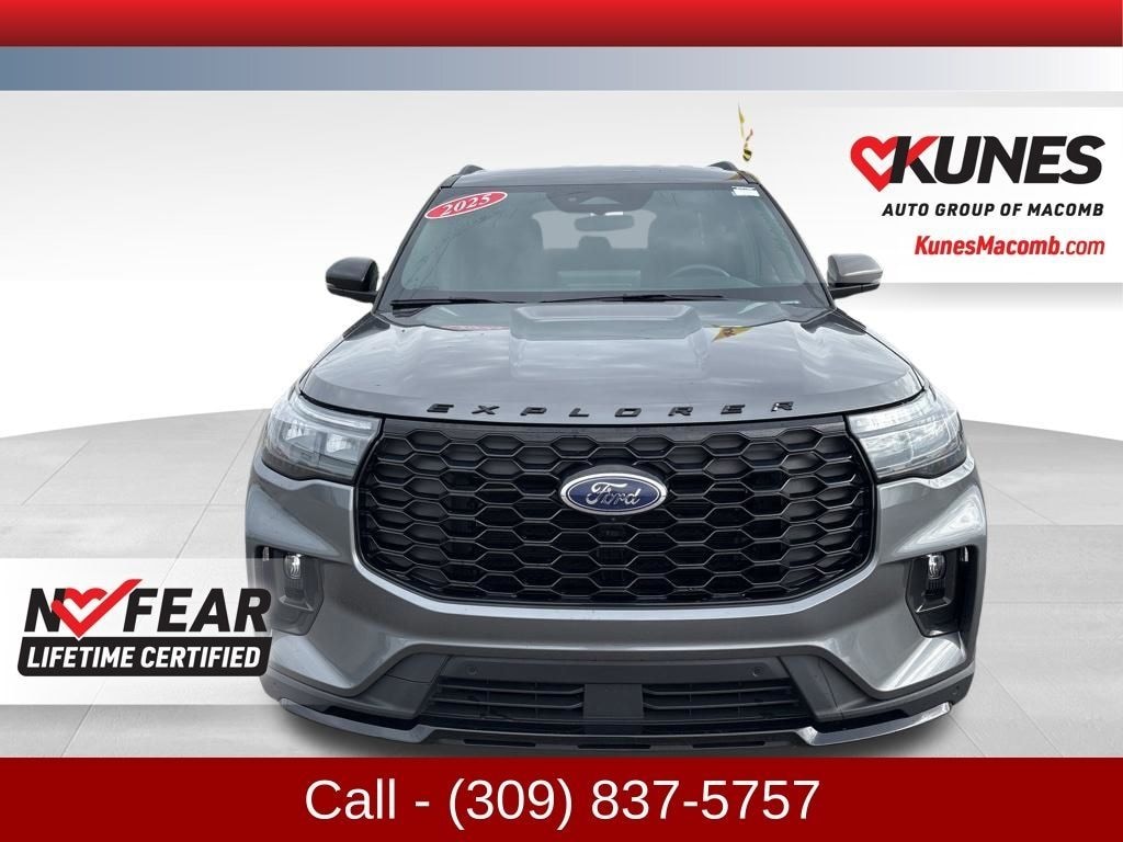 Used 2025 Ford Explorer ST-Line SUV