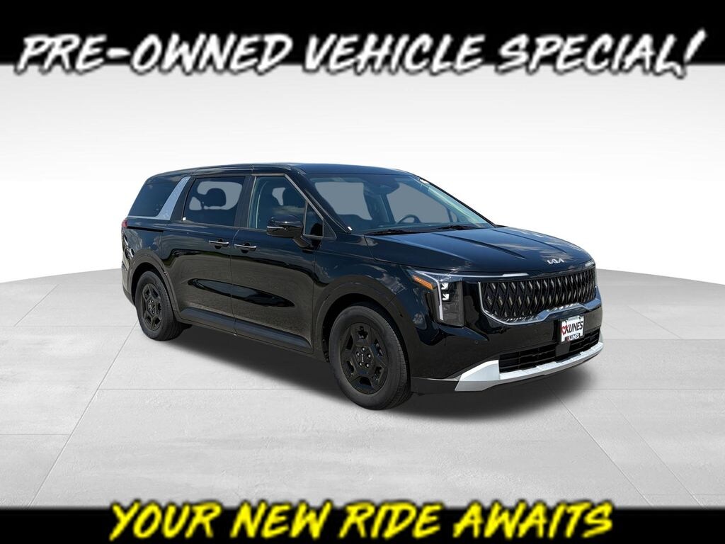 Used 2026 Kia Carnival LXS Van Passenger Van